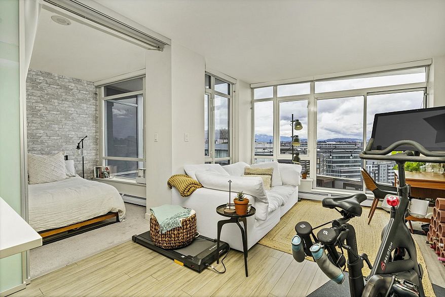 1604 1775 Quebec Street