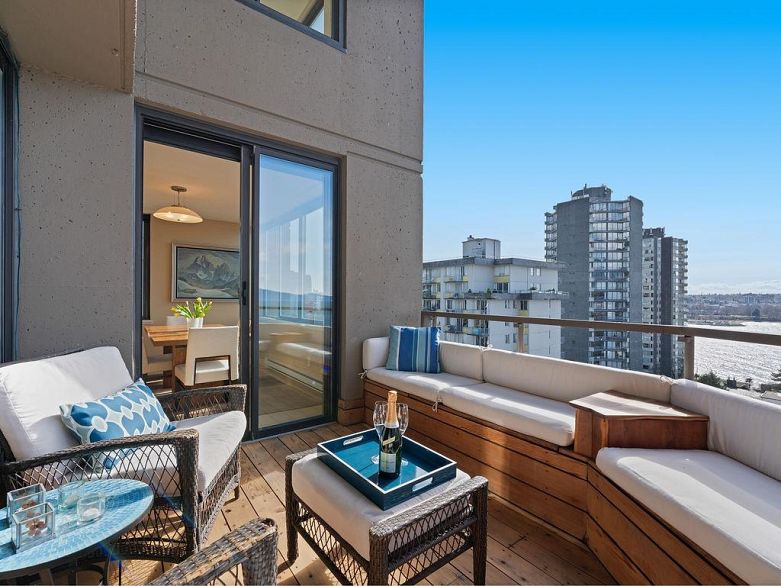 1203 1236 Bidwell Street