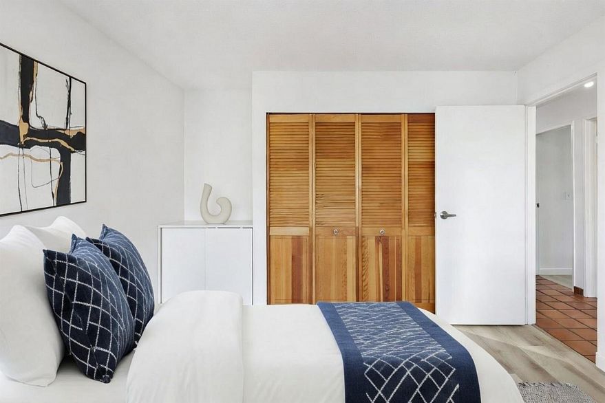 401 1345 W 4th Avenue