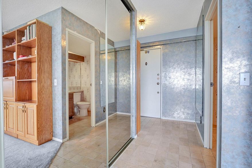 1104 2445 W 3rd Avenue