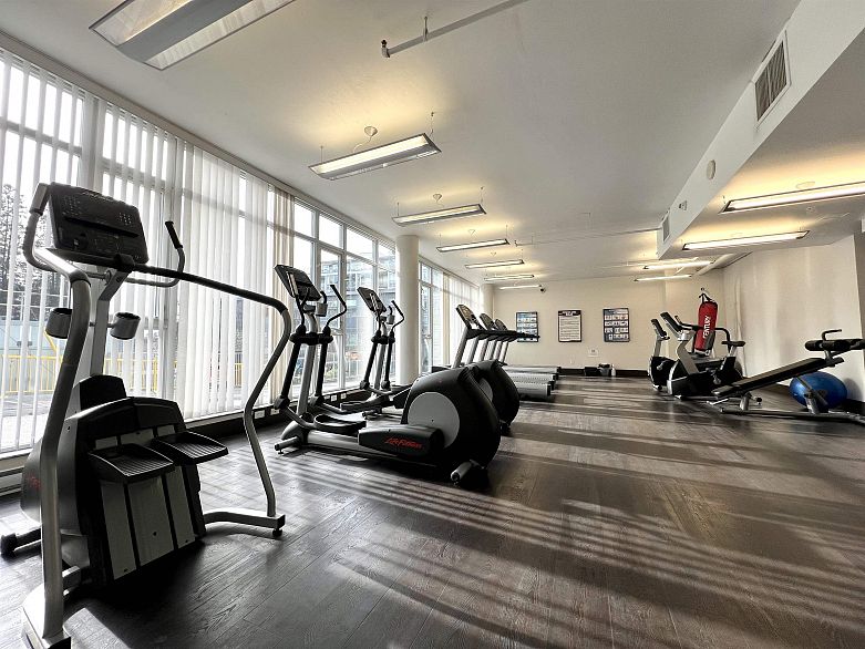 1906 4815 Eldorado Mews