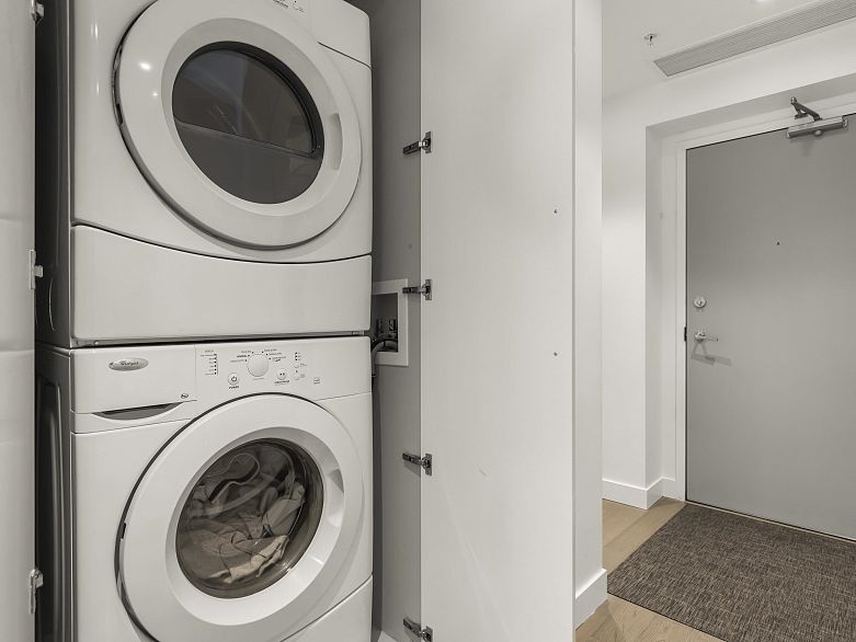 510 108 E 1st Avenue