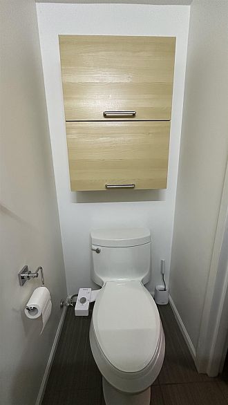 209 930 E 7th Avenue