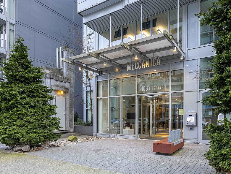 510 108 E 1st Avenue