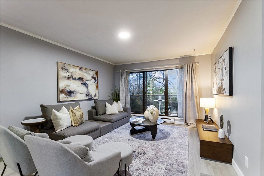 201 2222 Prince Edward Street