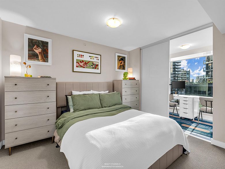 306 1618 Quebec Street