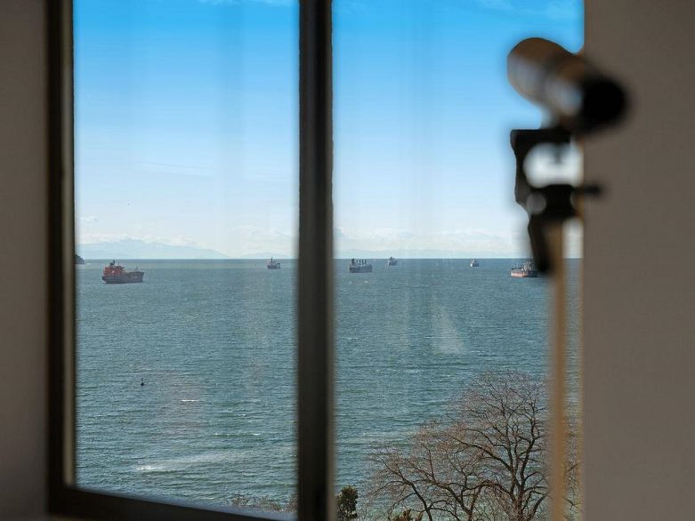 1203 1236 Bidwell Street