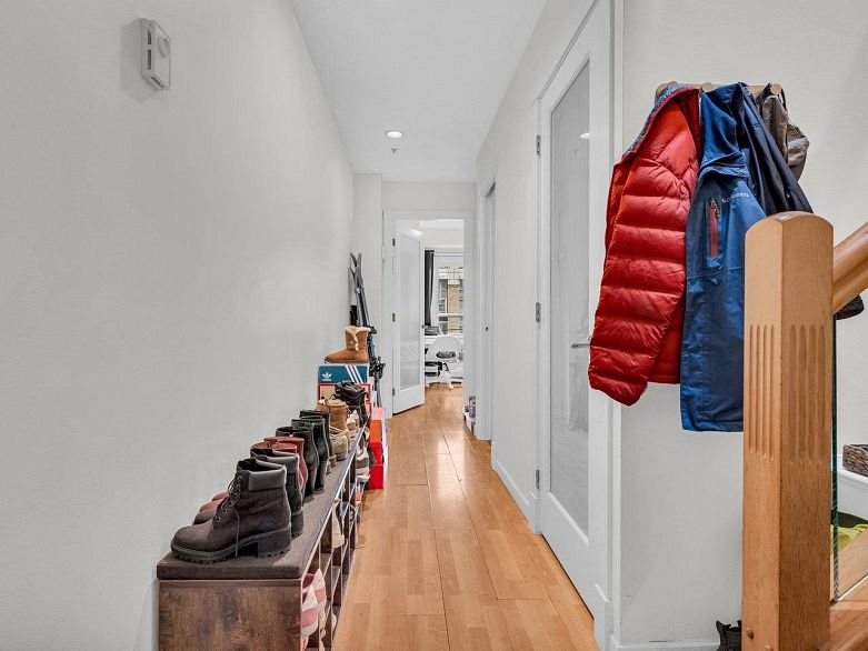 102 3349 Dunbar Street