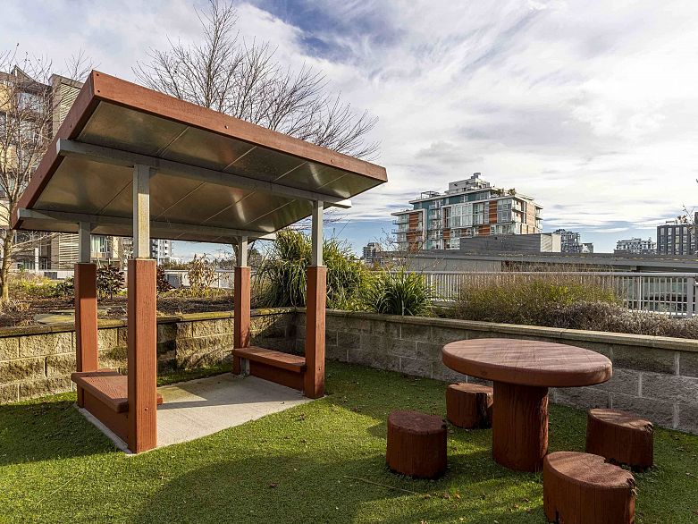 510 108 E 1st Avenue