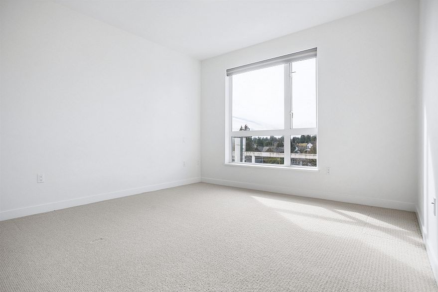 608 6677 Cambie Street