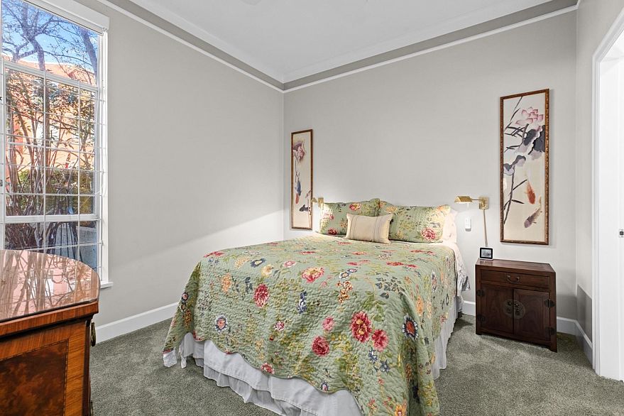 106 1928 Nelson Street