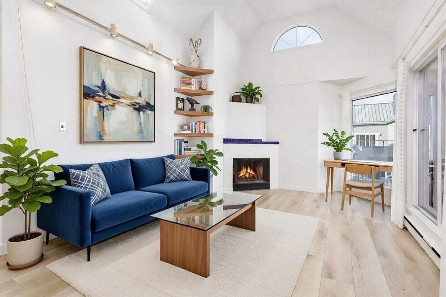 401 1345 W 4th Avenue