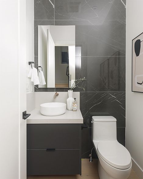 2 3232 W 38th Avenue