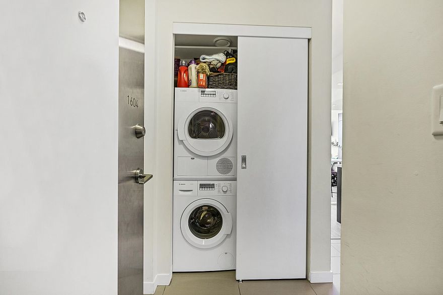 1604 1775 Quebec Street