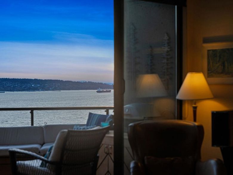 1203 1236 Bidwell Street