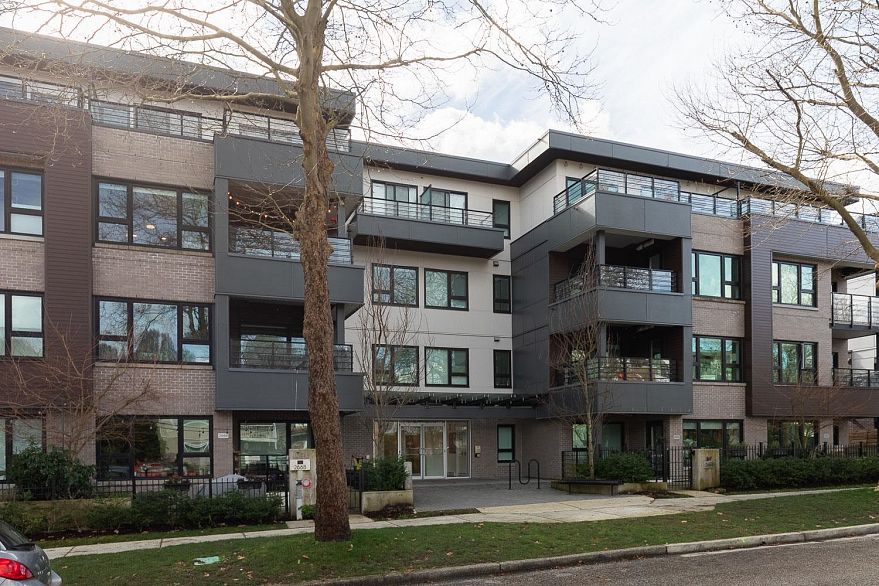 305 2666 Duke Street