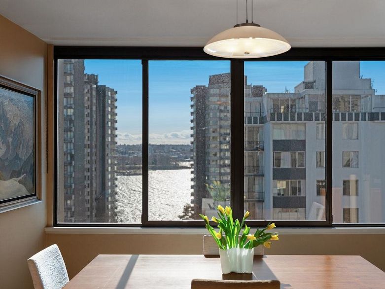 1203 1236 Bidwell Street