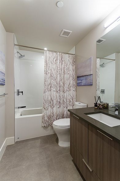 513 3588 Sawmill Crescent