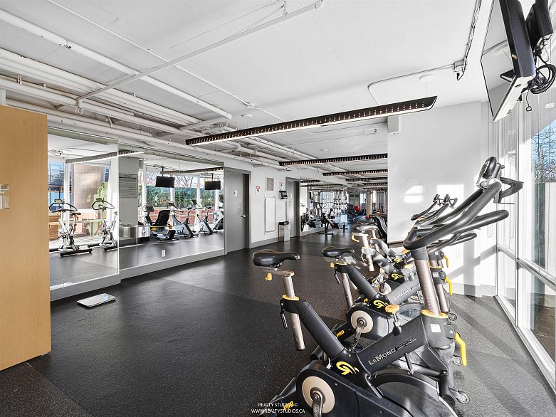 306 1618 Quebec Street