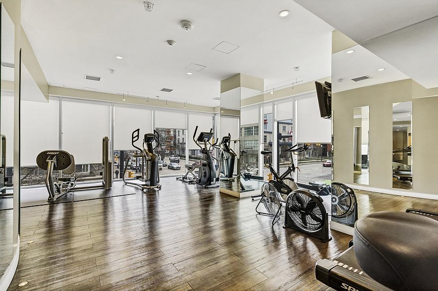 1604 1775 Quebec Street