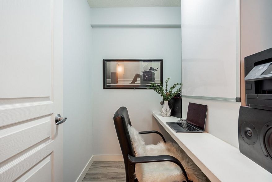 1710 5288 Melbourne Street