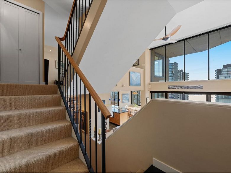 1203 1236 Bidwell Street