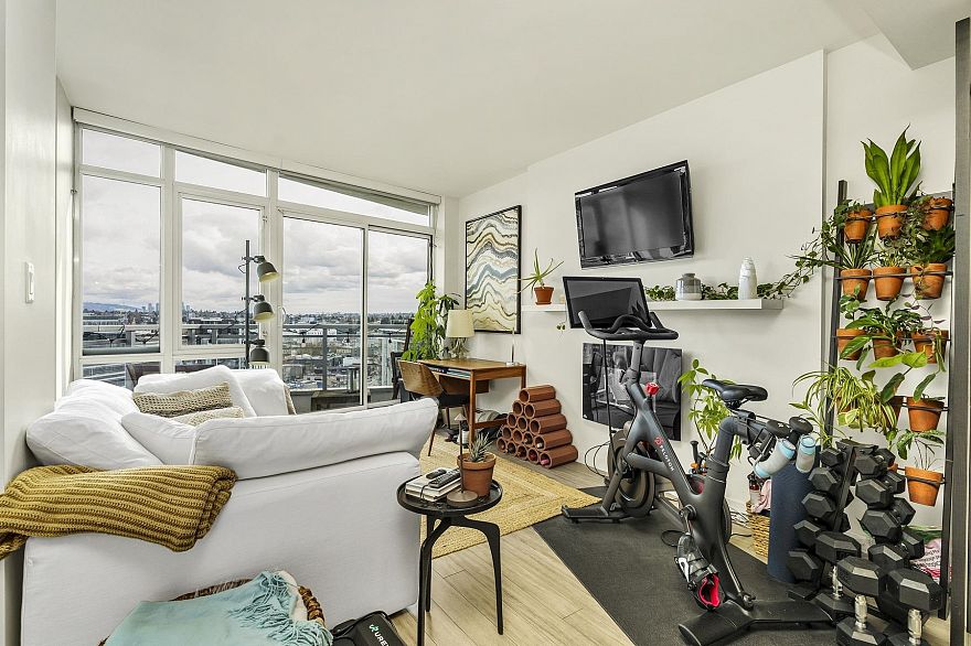 1604 1775 Quebec Street