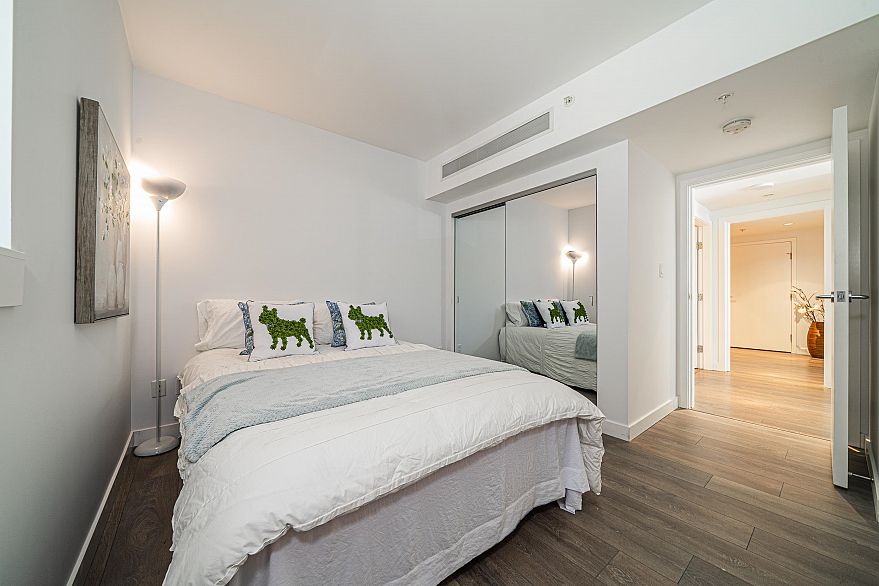 203 5782 Berton Avenue