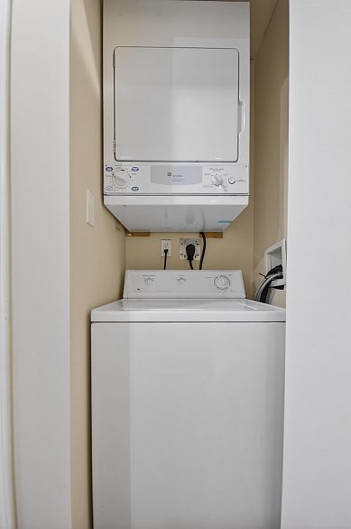 801 1367 Alberni Street