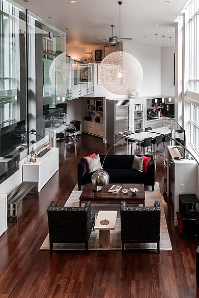 401 988 Richards Street