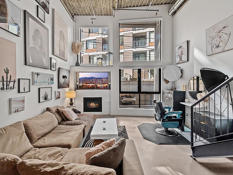 205 234 E 5th Avenue