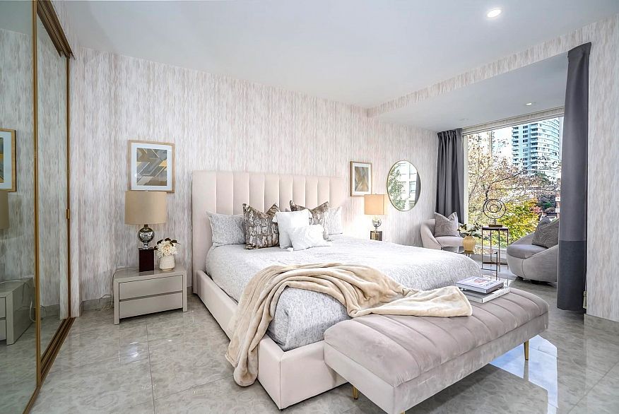 401 2015 Beach Avenue