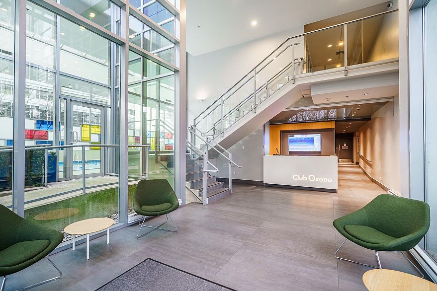 1209 111 W Georgia Street