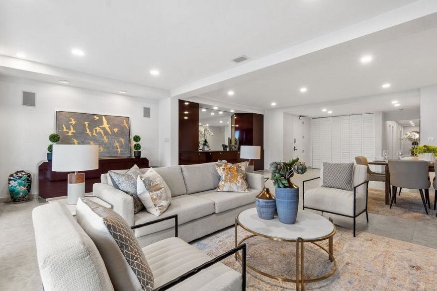 401 2015 Beach Avenue