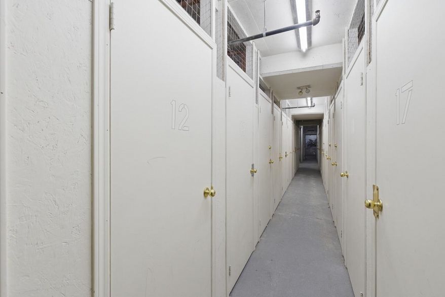 W206 639 W 14th Avenue