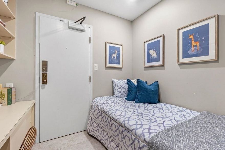 401 2015 Beach Avenue