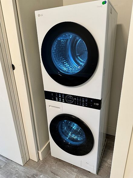 404 1633 Ontario Street