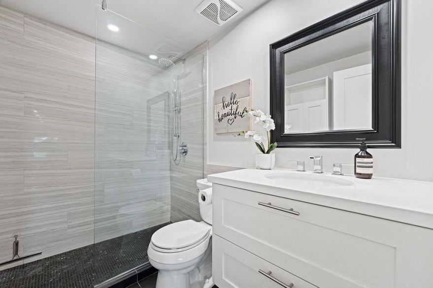 103 1963 W 3rd Avenue