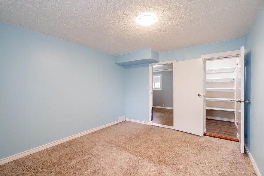 3895 Windermere Street