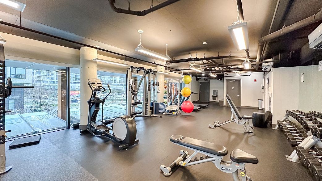 301 3588 Sawmill Crescent