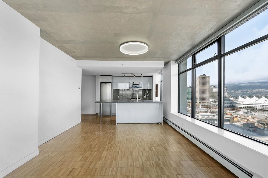 1701 108 W Cordova Street