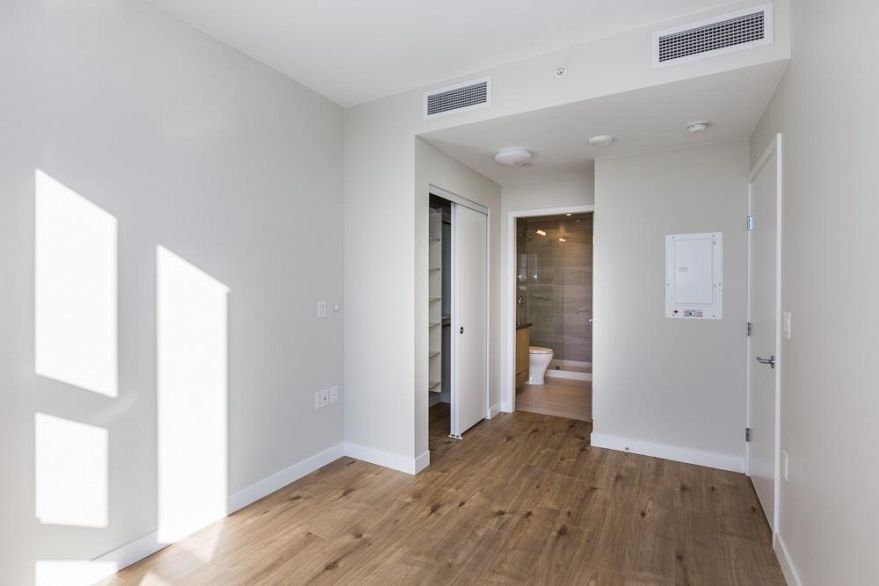 1309 3430 E Kent Avenue South Avenue