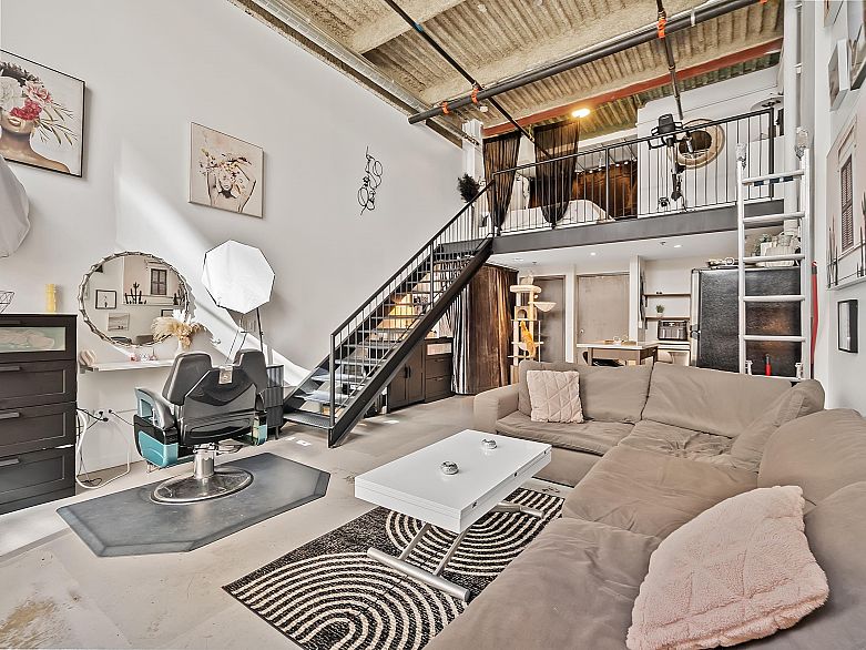 205 234 E 5th Avenue