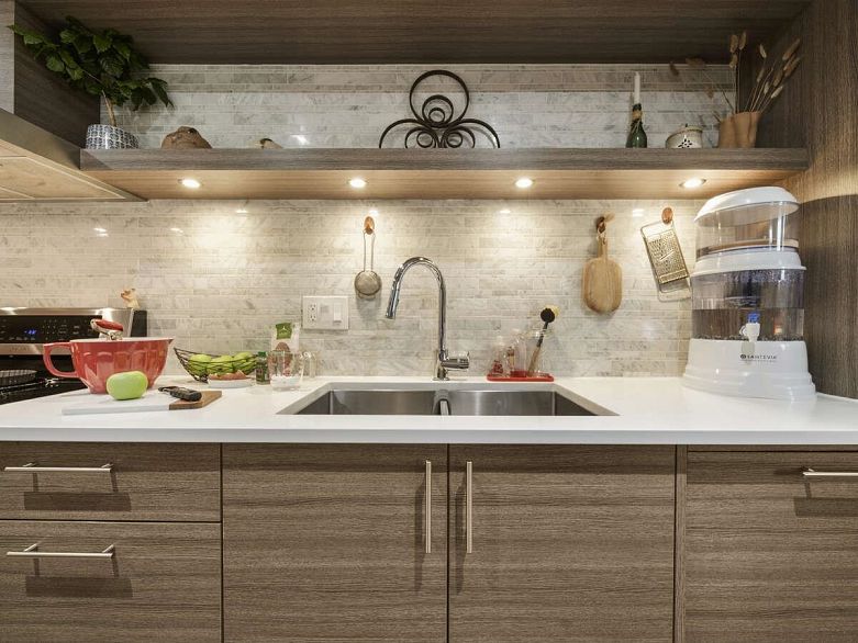 202 2250 SE Marine Drive