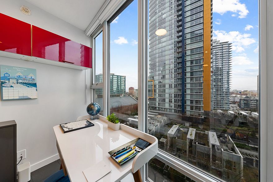 908 668 Citadel Parade