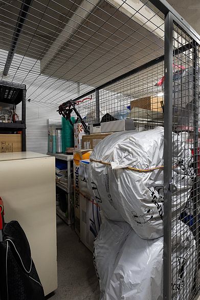 401 988 Richards Street