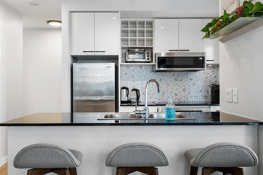 908 668 Citadel Parade