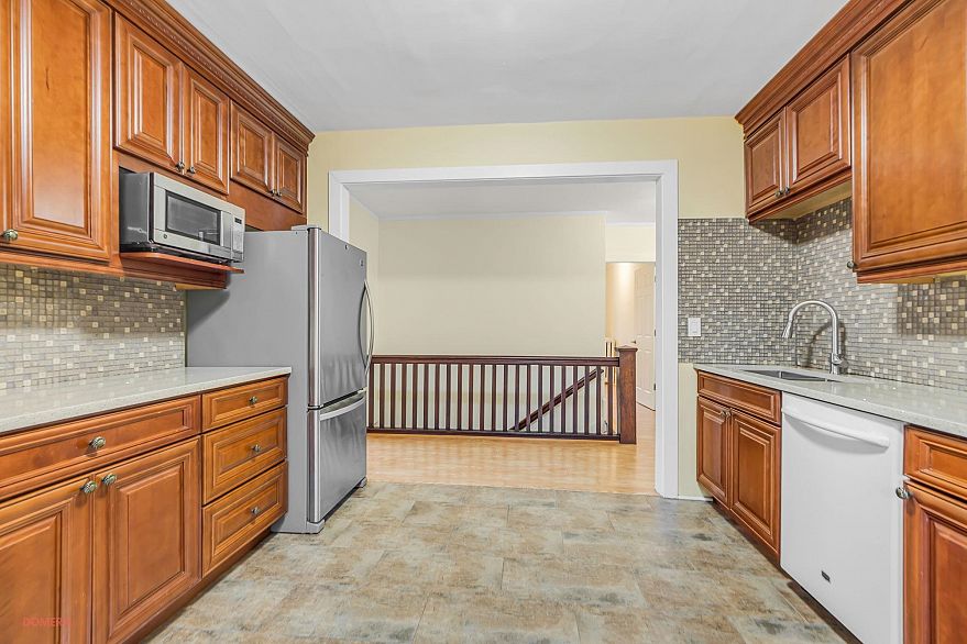 1488 W 33RD AVENUE, Vancouver BC V6M 1A5