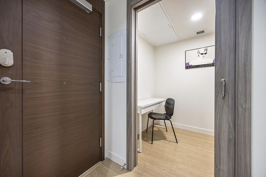 403 89 NELSON STREET, Vancouver BC V6Z 0E7