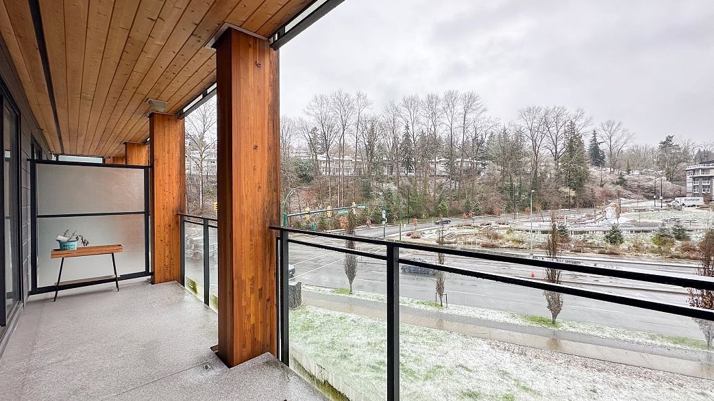 301 3588 Sawmill Crescent